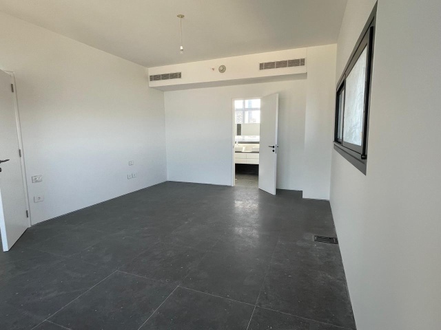 downtown, Beirut, 3 Bedrooms Bedrooms, ,3 BathroomsBathrooms,Apartment,For Rent,18,2008