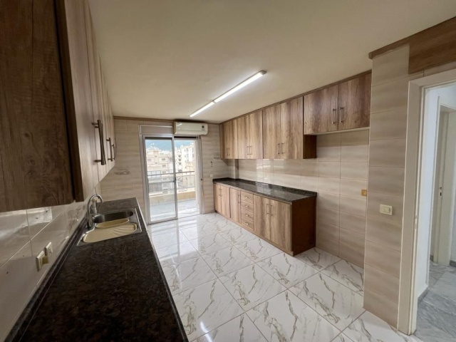 Zouk Mikhael, Keserwan, 4 Bedrooms Bedrooms, ,6 BathroomsBathrooms,Apartment,For Sale,2029
