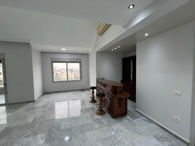 Zouk Mikhael, Keserwan, 4 Bedrooms Bedrooms, ,6 BathroomsBathrooms,Apartment,For Sale,2029