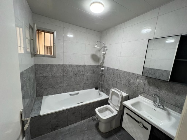 Zouk Mikhael, Keserwan, 4 Bedrooms Bedrooms, ,6 BathroomsBathrooms,Apartment,For Sale,2029
