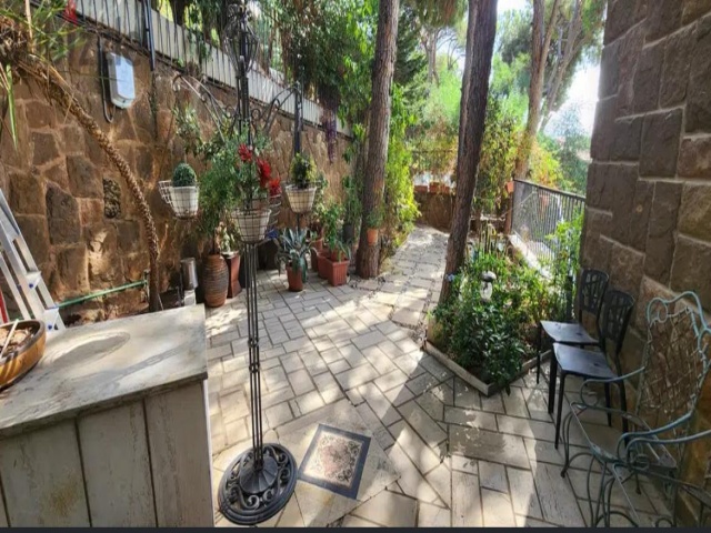 Rabieh, Matn, 5 Bedrooms Bedrooms, ,5 BathroomsBathrooms,Villa,For Sale,2035