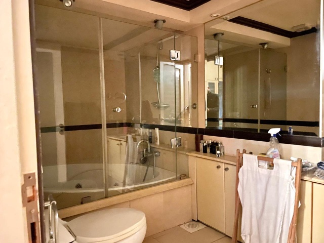 Rabieh, Matn, 5 Bedrooms Bedrooms, ,5 BathroomsBathrooms,Villa,For Sale,2035