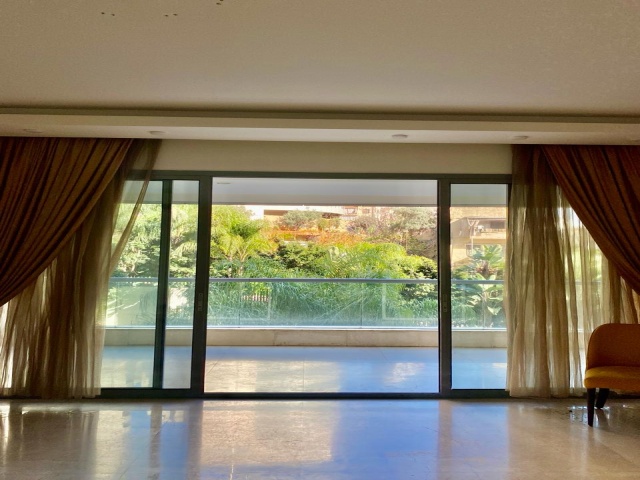 Sioufi, Beirut, 3 Bedrooms Bedrooms, ,2 BathroomsBathrooms,Apartment,For Rent,2,2040