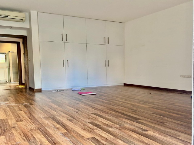 Sioufi, Beirut, 3 Bedrooms Bedrooms, ,2 BathroomsBathrooms,Apartment,For Rent,2,2040