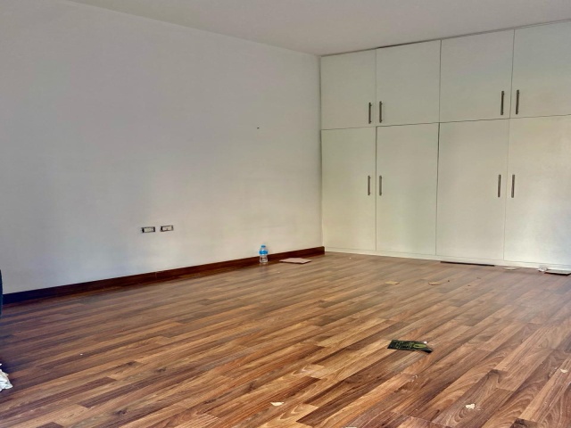 Sioufi, Beirut, 3 Bedrooms Bedrooms, ,2 BathroomsBathrooms,Apartment,For Rent,2,2040