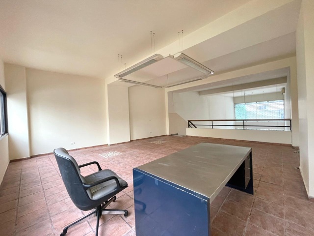 Sin el Fil, Matn, 2 Rooms Rooms,1 BathroomBathrooms,Shop,For Rent,2041