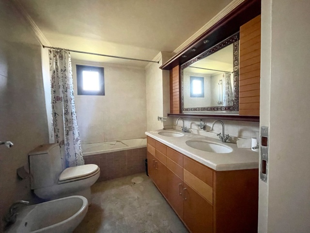 Sin el Fil, Matn, 4 Bedrooms Bedrooms, ,2 BathroomsBathrooms,Apartment,For Rent,6,2042