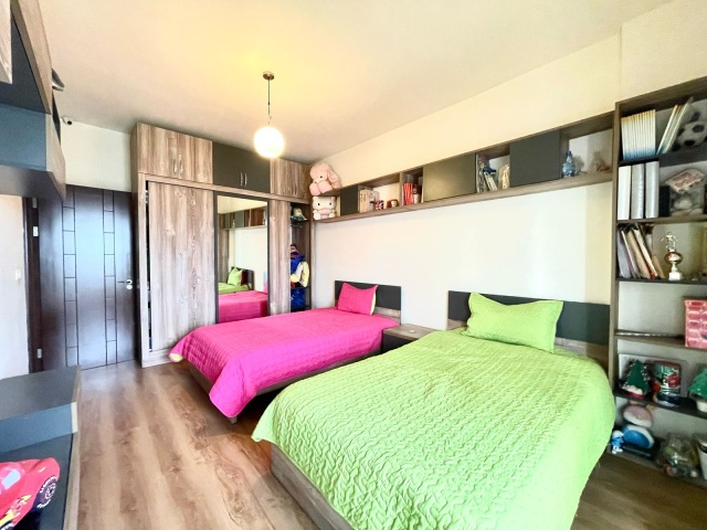Baouchrieh, Matn, 3 Bedrooms Bedrooms, ,2 BathroomsBathrooms,Apartment,For Sale,9,2053