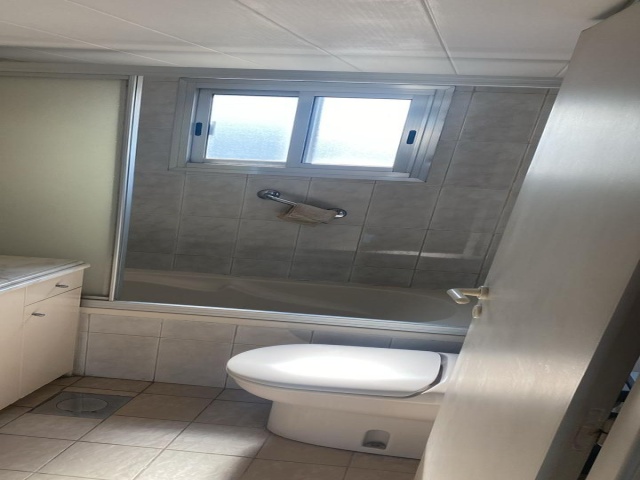 Sioufi, Beirut, 3 Bedrooms Bedrooms, ,2 BathroomsBathrooms,Apartment,For Sale,9,2058
