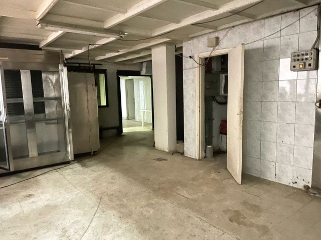 Sin el Fil, Matn, 7 Rooms Rooms,2 BathroomsBathrooms,Warehouse,For Sale,2076