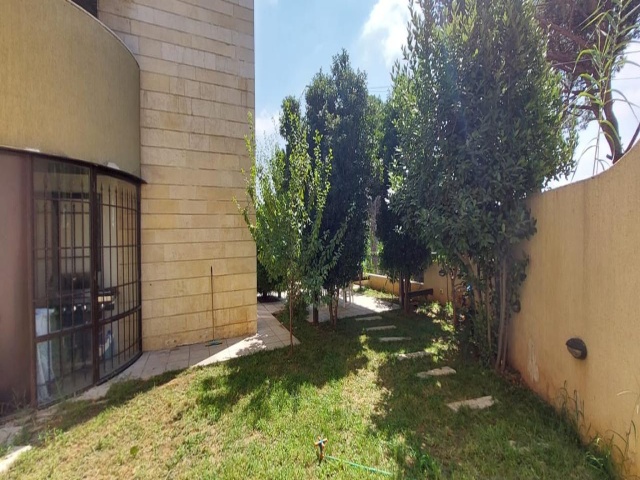 Broumana, Matn, 4 Bedrooms Bedrooms, ,3 BathroomsBathrooms,Apartment,For Sale,1,2097