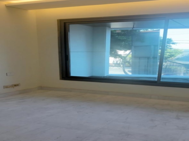 Mar Mikhael, Beirut, 3 Bedrooms Bedrooms, ,2 BathroomsBathrooms,Apartment,For Sale,4,2108
