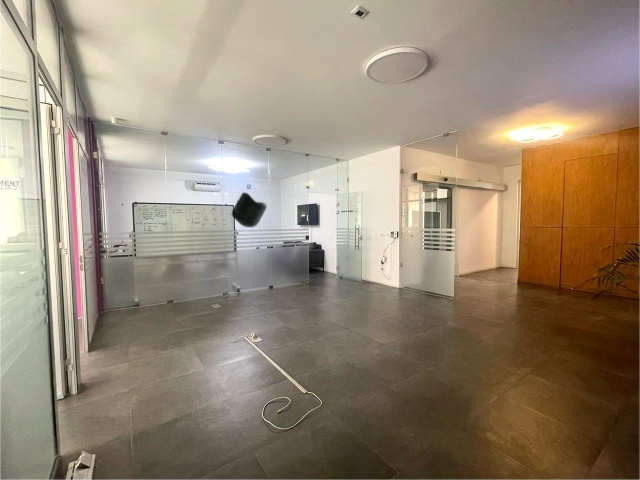 Sin el Fil, Matn, 6 Rooms Rooms,2 BathroomsBathrooms,Office,For Rent,1,2117