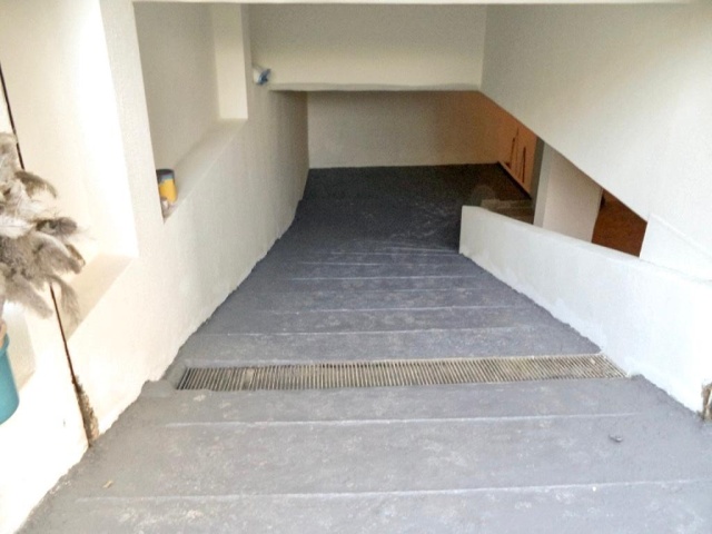 Achrafieh, Beirut, 2 Rooms Rooms,3 BathroomsBathrooms,Warehouse,For Sale,2207