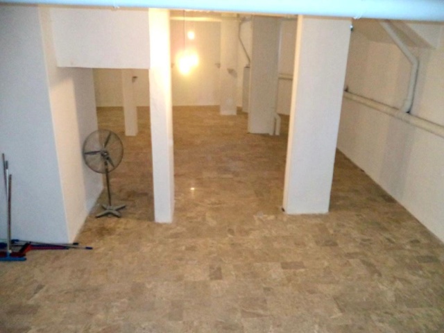 Achrafieh, Beirut, 2 Rooms Rooms,3 BathroomsBathrooms,Warehouse,For Sale,2207