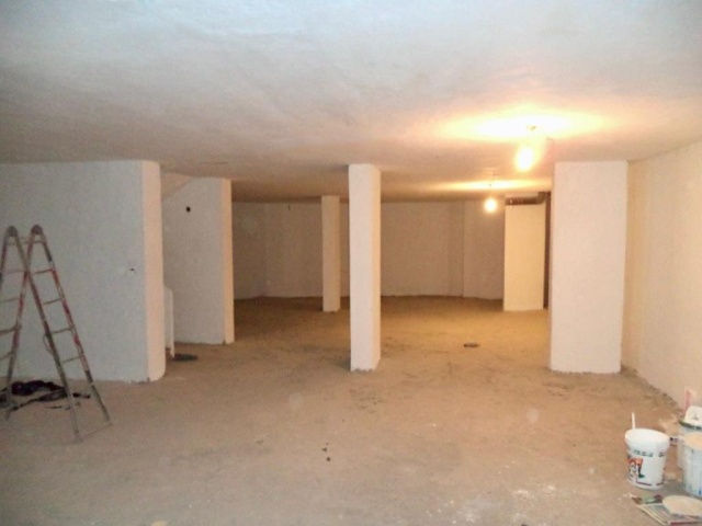 Achrafieh, Beirut, 2 Rooms Rooms,3 BathroomsBathrooms,Warehouse,For Sale,2207