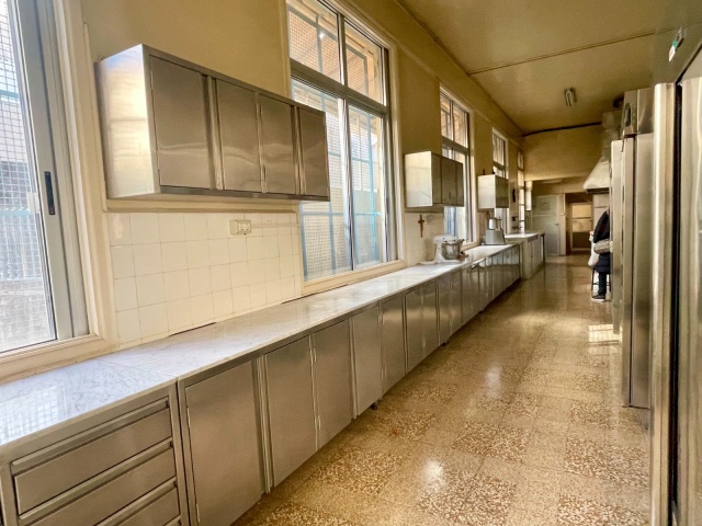 Achrafieh, ,2 BathroomsBathrooms,Warehouse,For Rent,2240