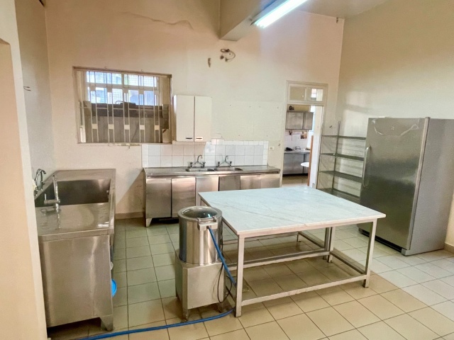Achrafieh, ,2 BathroomsBathrooms,Warehouse,For Rent,2240