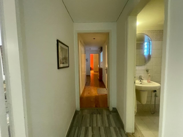 Achrafieh, 3 Bedrooms Bedrooms, ,2 BathroomsBathrooms,Apartment,For Rent,3,2249