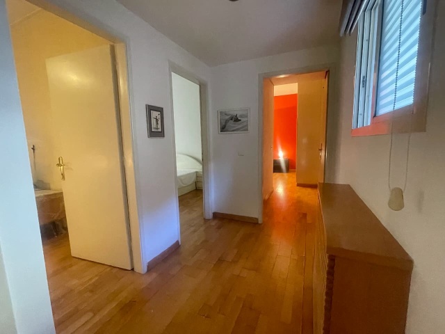 Achrafieh, 3 Bedrooms Bedrooms, ,2 BathroomsBathrooms,Apartment,For Rent,3,2249