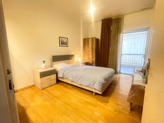 Achrafieh, 3 Bedrooms Bedrooms, ,2 BathroomsBathrooms,Apartment,For Rent,3,2249