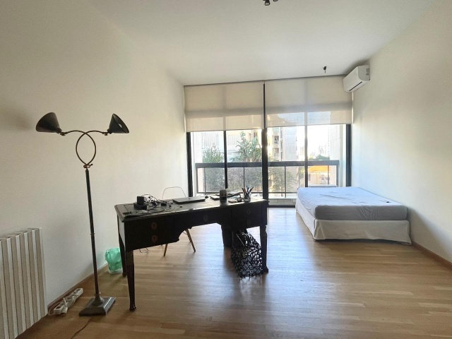 Achrafieh, 4 Bedrooms Bedrooms, ,7 BathroomsBathrooms,Apartment,For Rent,8,2256