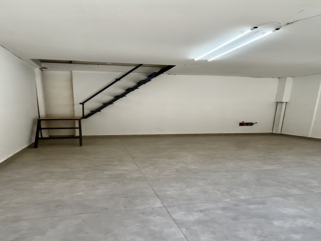 Achrafieh, 2 Rooms Rooms,1 BathroomBathrooms,Shop,For Rent,2291
