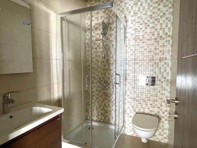 Achrafieh, 2 Bedrooms Bedrooms, 2 Rooms Rooms,2 BathroomsBathrooms,Apartment,For Sale,3,2293