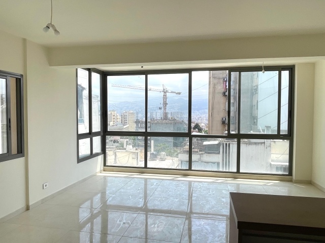 Achrafieh, 2 Bedrooms Bedrooms, 2 Rooms Rooms,2 BathroomsBathrooms,Apartment,For Sale,3,2293