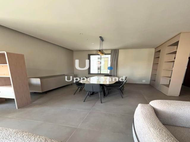 Achrafieh, 3 Bedrooms Bedrooms, ,3 BathroomsBathrooms,Apartment,For Rent,5,2307