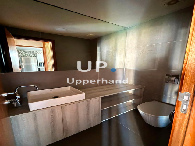 Achrafieh, 3 Bedrooms Bedrooms, ,3 BathroomsBathrooms,Apartment,For Rent,5,2307