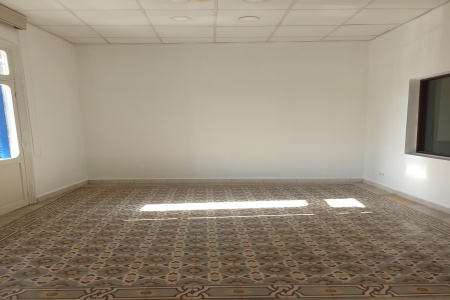 Monot, Beirut, 5 Rooms Rooms,2 BathroomsBathrooms,Office,For Rent,3,1043