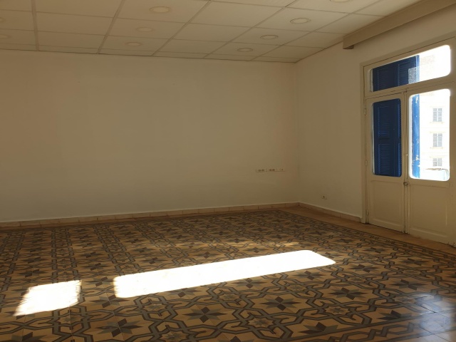 Monot, Beirut, 5 Rooms Rooms,2 BathroomsBathrooms,Office,For Rent,3,1043