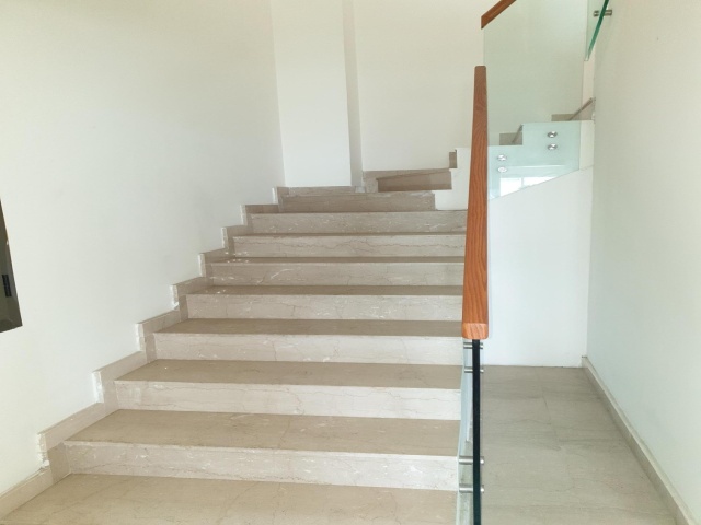 Sioufi, Beirut, 3 Bedrooms Bedrooms, 5 Rooms Rooms,4 BathroomsBathrooms,Apartment,For Rent,7,1046