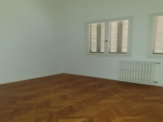 Sioufi, Beirut, 3 Bedrooms Bedrooms, 5 Rooms Rooms,4 BathroomsBathrooms,Apartment,For Rent,4,1047