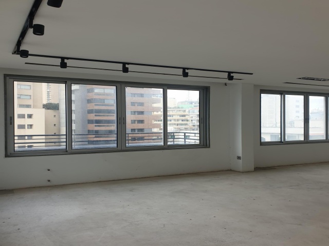 Sioufi, Sassine, Beirut, 4 Bedrooms Bedrooms, 6 Rooms Rooms,4 BathroomsBathrooms,Apartment,For Sale,10,1048