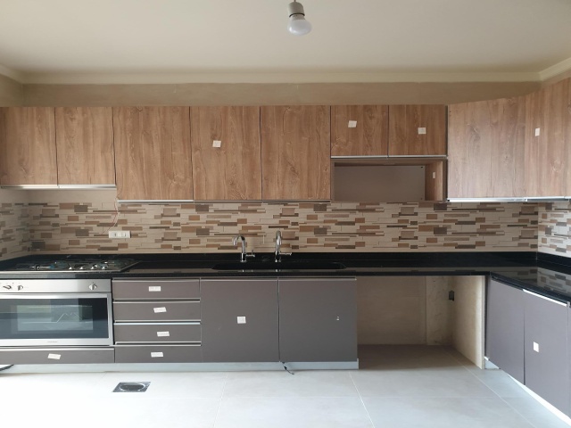 Achrafieh, 2 Bedrooms Bedrooms, 3 Rooms Rooms,3 BathroomsBathrooms,Apartment,For Rent,4,1054