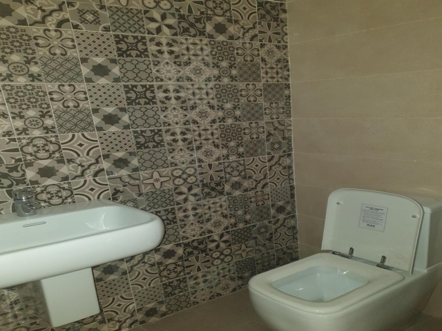 Achrafieh, 2 Bedrooms Bedrooms, 3 Rooms Rooms,3 BathroomsBathrooms,Apartment,For Rent,4,1054