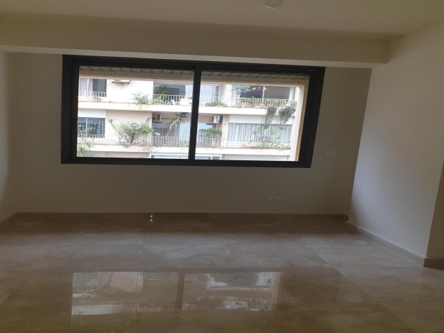 Achrafieh, 2 Bedrooms Bedrooms, 3 Rooms Rooms,3 BathroomsBathrooms,Apartment,For Rent,4,1054