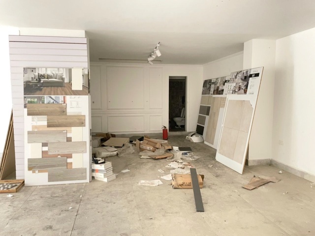 Sin el Fil, Matn, 2 Rooms Rooms,2 BathroomsBathrooms,Showroom,For Rent,1065