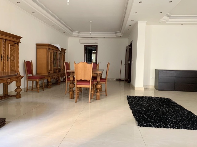 Monot, Beirut, 4 Bedrooms Bedrooms, 6 Rooms Rooms,5 BathroomsBathrooms,Apartment,For Rent,5,1069