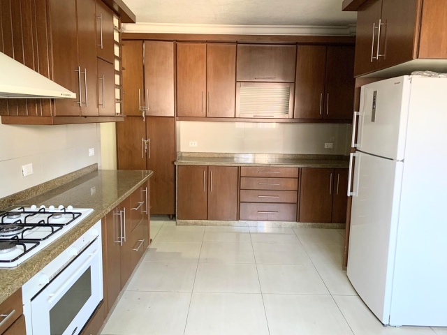 Monot, Beirut, 4 Bedrooms Bedrooms, 6 Rooms Rooms,5 BathroomsBathrooms,Apartment,For Rent,5,1069