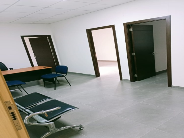 Jounieh, Keserwan, 2 Bedrooms Bedrooms, 1 Room Rooms,2 BathroomsBathrooms,Office,For Rent,3,1075