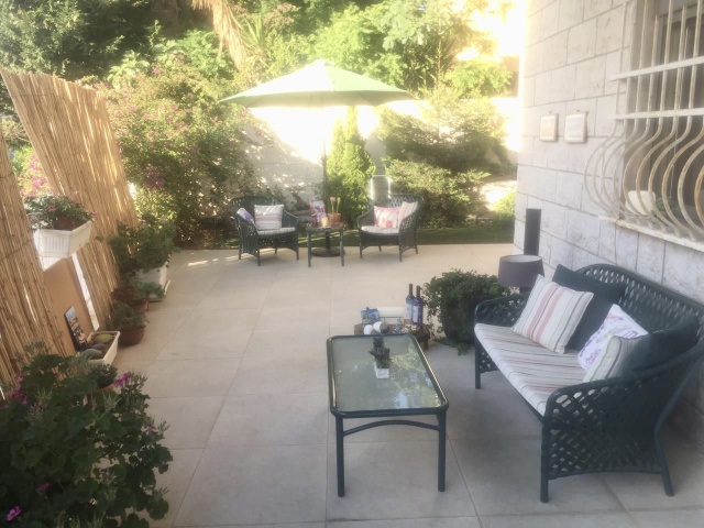 Brummana, Matn, 4 Bedrooms Bedrooms, 3 Rooms Rooms,4 BathroomsBathrooms,Apartment,For Rent,1,1099