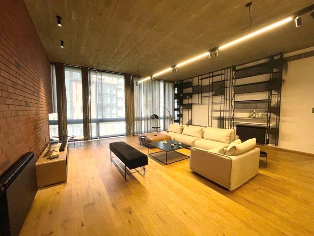 Achrafieh, 3 Bedrooms Bedrooms, 5 Rooms Rooms,5 BathroomsBathrooms,Apartment,For Sale,1115