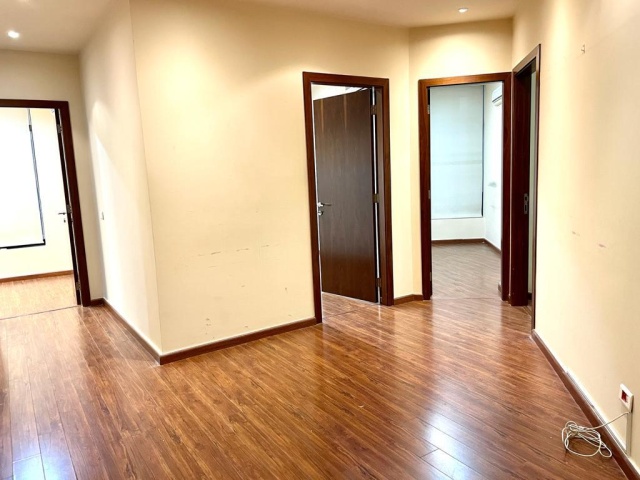 Achrafieh, 7 Rooms Rooms,2 BathroomsBathrooms,Office,For Rent,1,1118