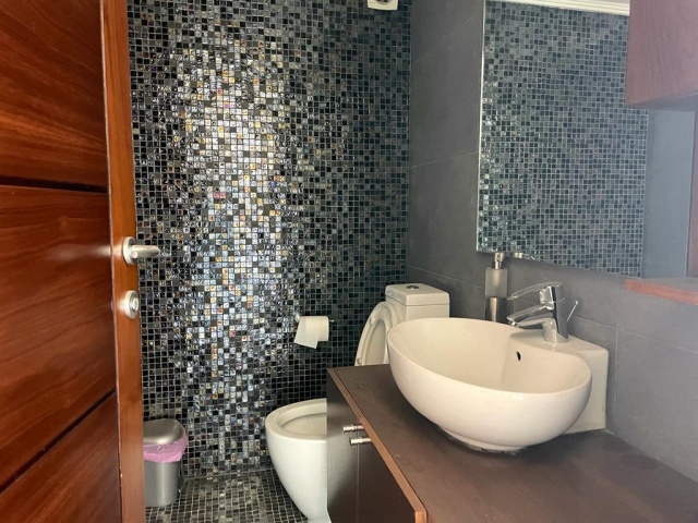 Sin el Fil, Matn, 6 Rooms Rooms,2 BathroomsBathrooms,Office,For Rent,8,1131