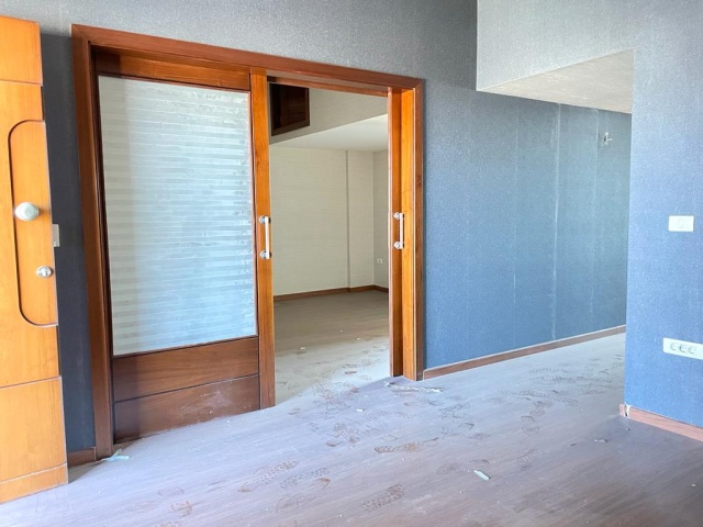 Sin el Fil, Matn, 6 Rooms Rooms,2 BathroomsBathrooms,Office,For Rent,8,1131