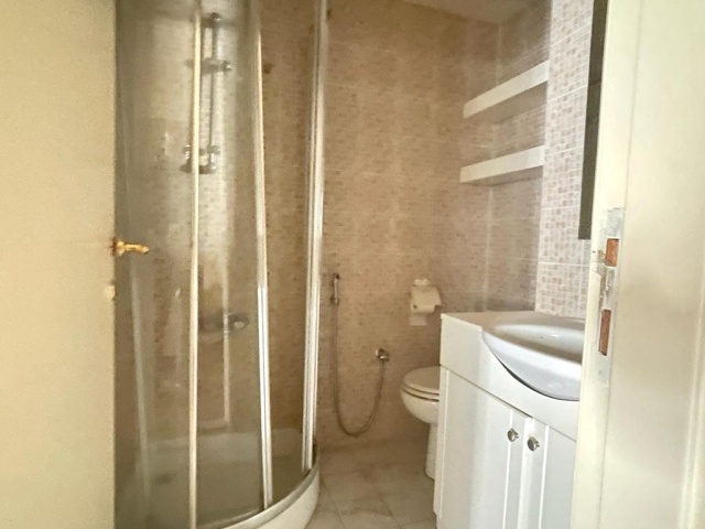 Clemenceau, Ras Beirut, Beirut, 2 Bedrooms Bedrooms, 4 Rooms Rooms,2 BathroomsBathrooms,Apartment,For Rent,1,1132