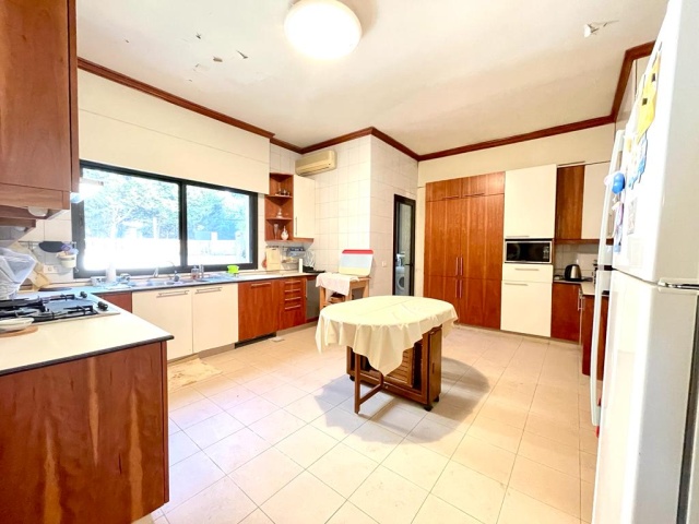 Brummana, Matn, 4 Bedrooms Bedrooms, 7 Rooms Rooms,5 BathroomsBathrooms,Apartment,For Rent,2,1141